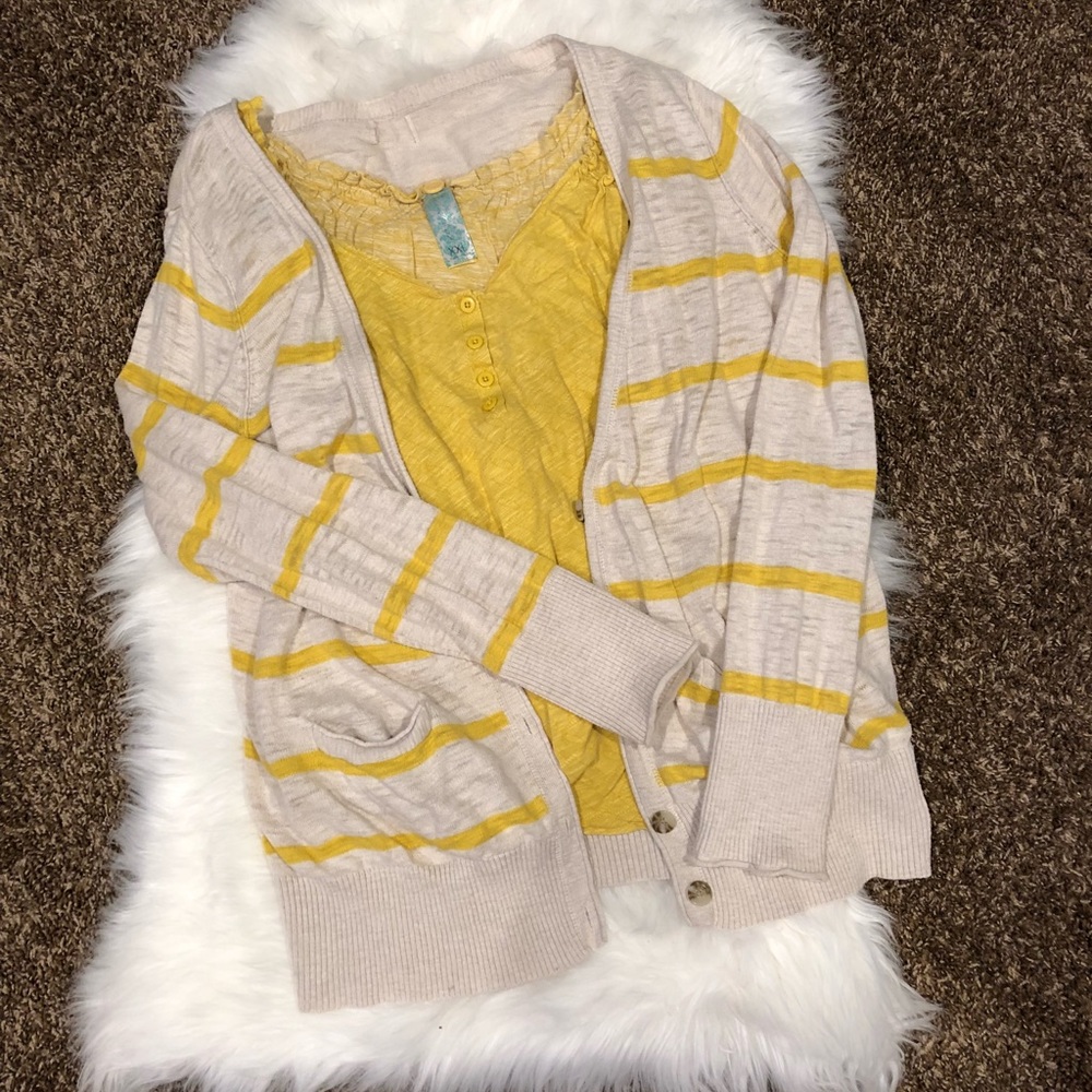 Yellow tee and cardigan
